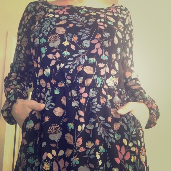 LC Lauren Conrad Dresses & Skirts - Lauren Conrad XS floral dress